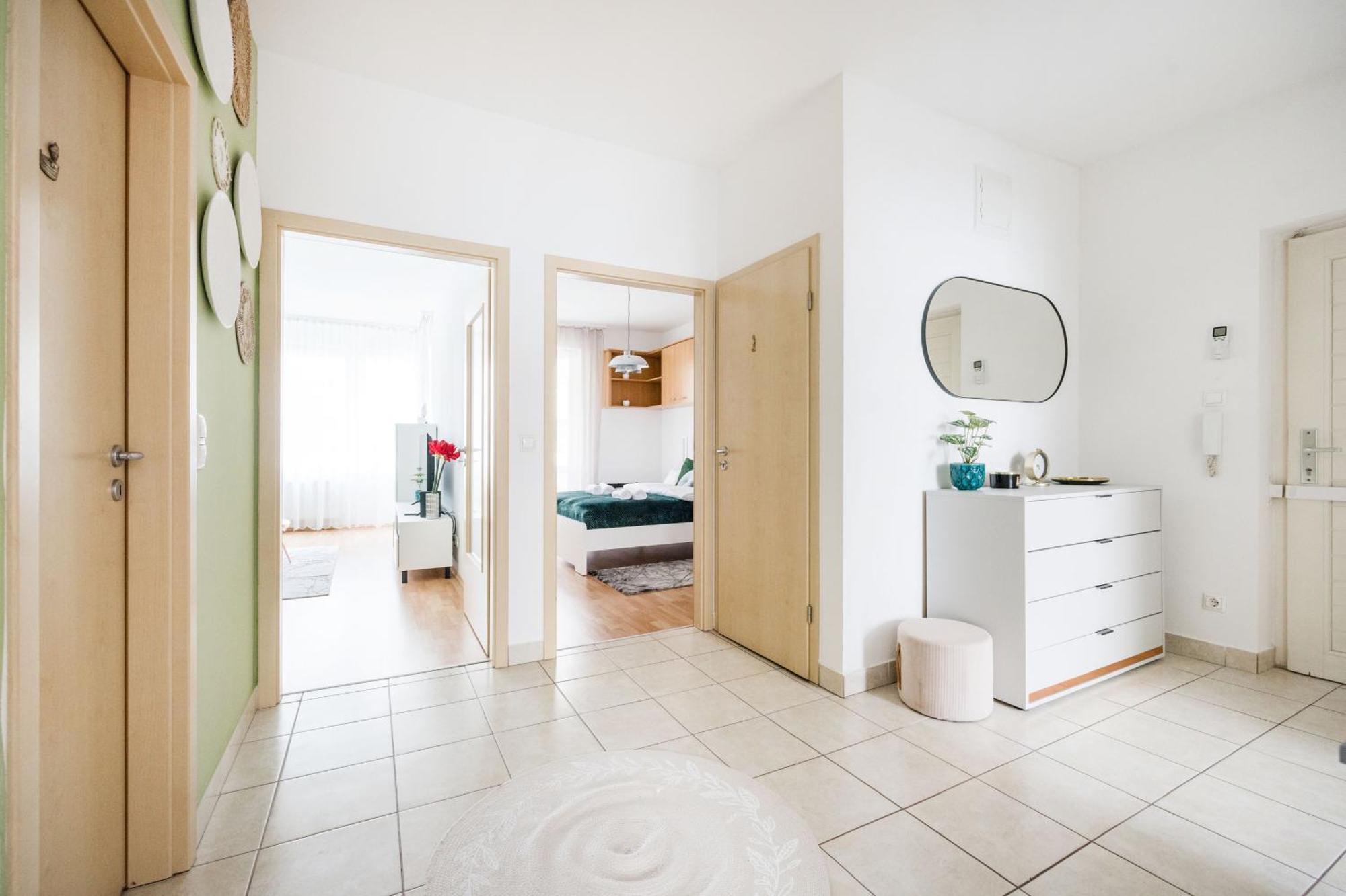 Modern Two-Bedroom Apartment With Free Parking Budapest Ngoại thất bức ảnh
