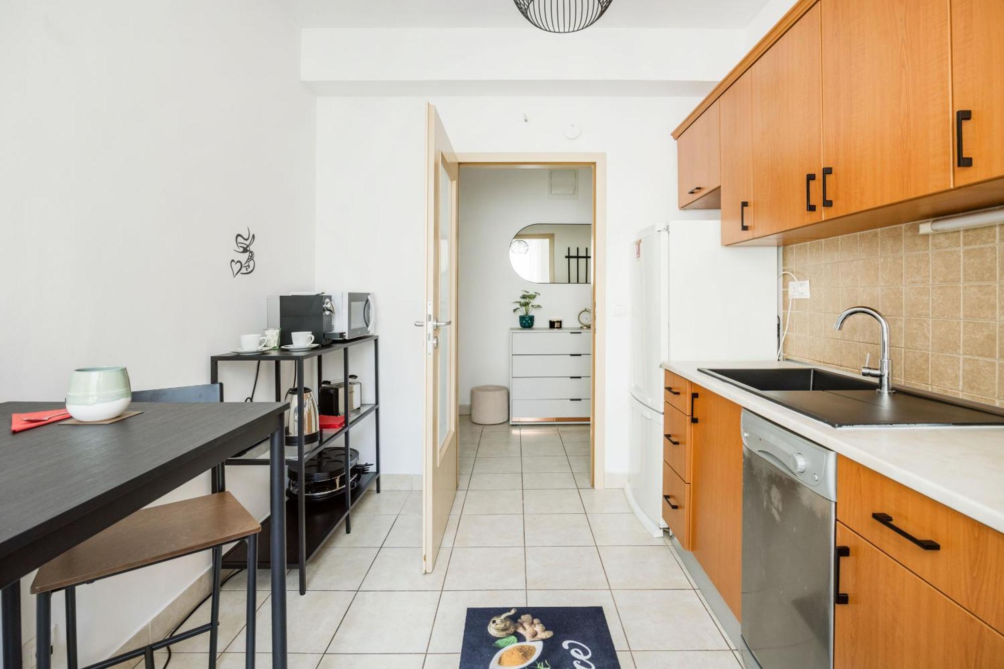 Modern Two-Bedroom Apartment With Free Parking Budapest Ngoại thất bức ảnh